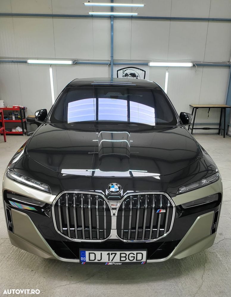 BMW Seria 7 - 24