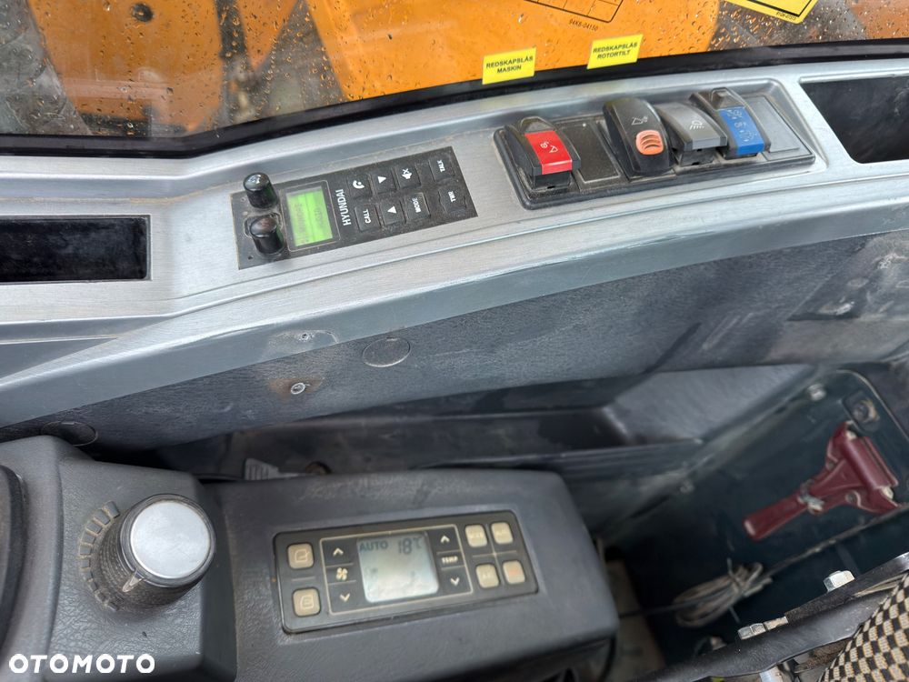 Hyundai HX 235 LCR - 34