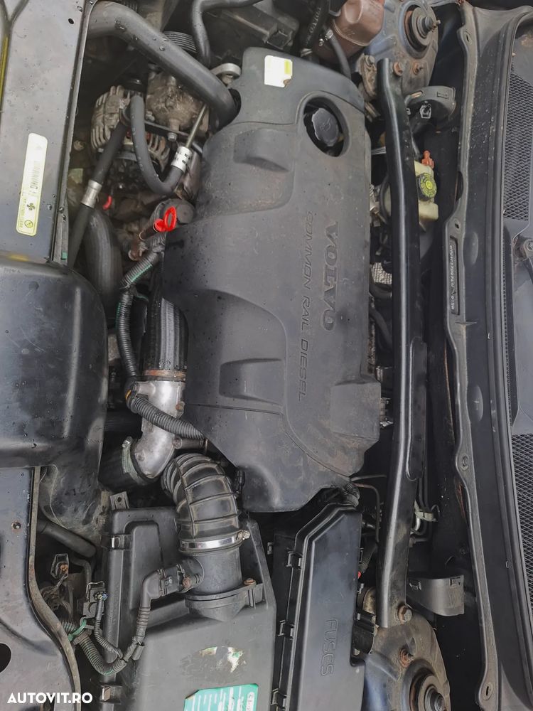 Volvo XC 90 2.4 D Aut. 7 locuri - 9
