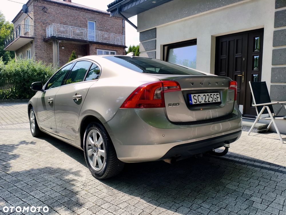 Volvo S60 DRIVe Summum - 9