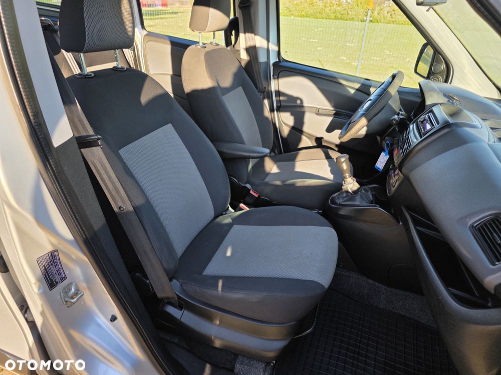 Fiat Doblo Maxi Active - 15