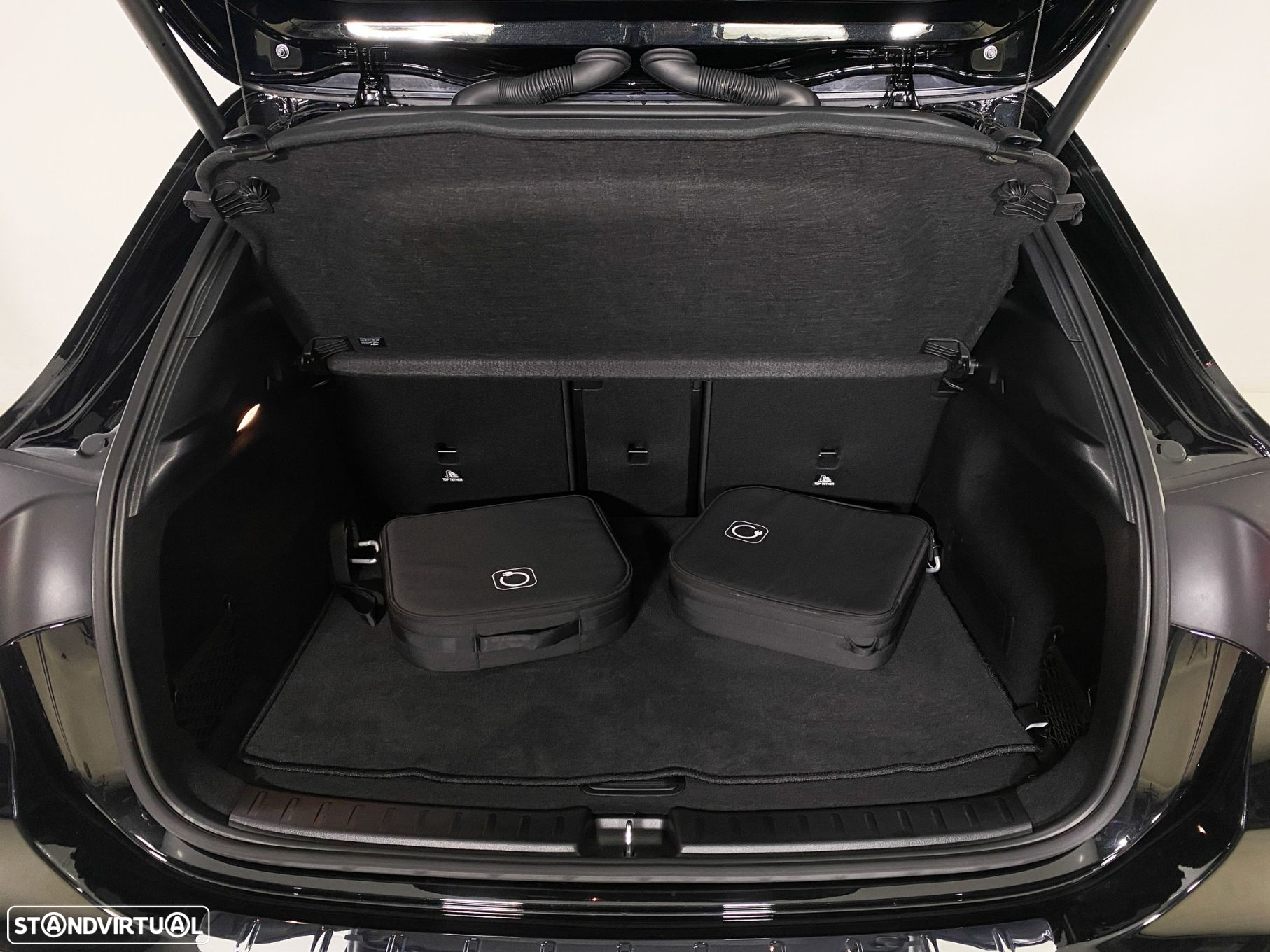 Mercedes-Benz EQA 250+ AMG Line - 8
