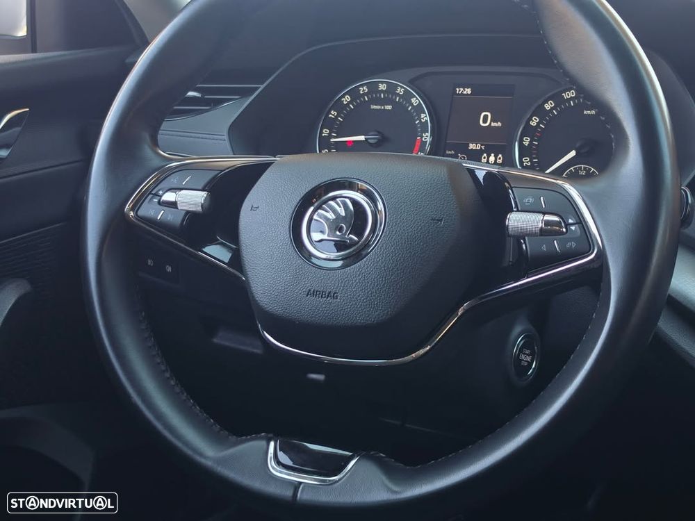 Skoda Octavia 2.0 TDI Style - 8