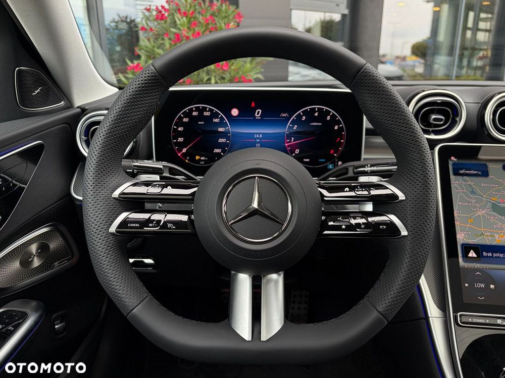 Mercedes-Benz Klasa C 180 mHEV AMG - 17