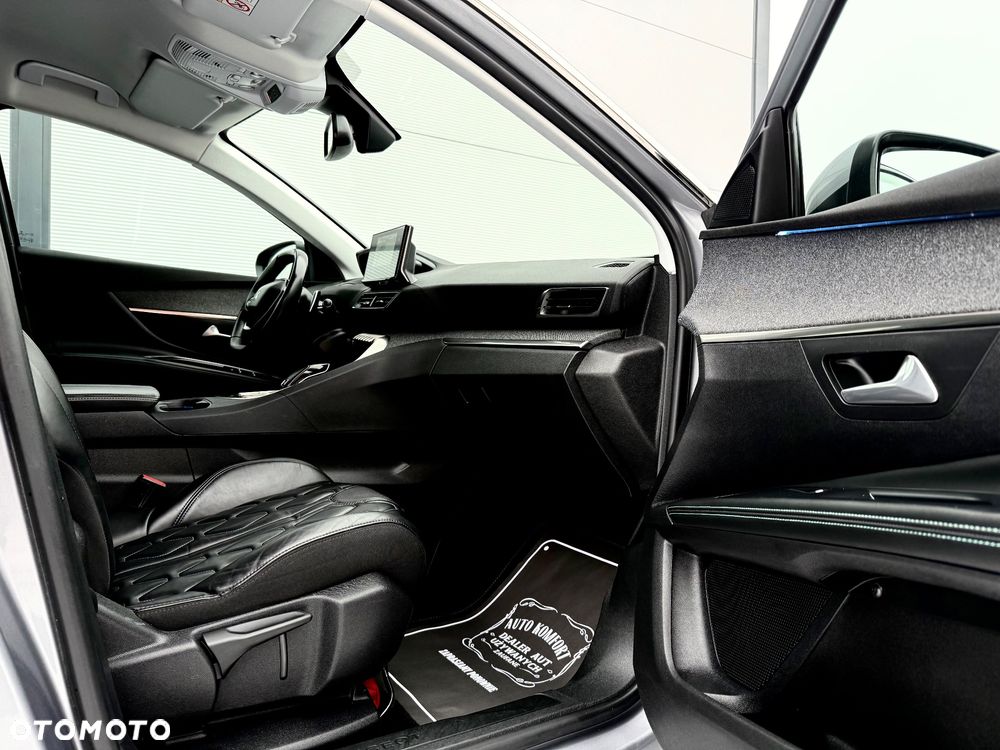 Peugeot 5008 BlueHDi 130 EAT8 Allure Pack - 28