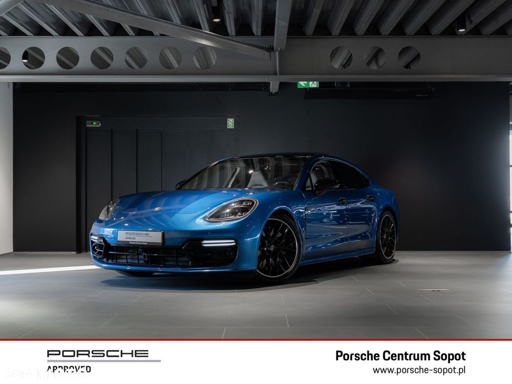 Porsche Panamera - 1