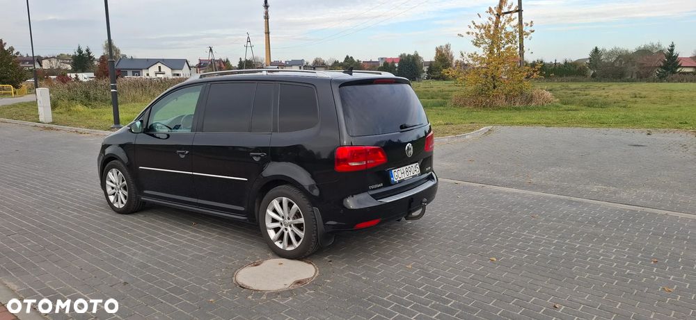 Volkswagen Touran 2.0 TDI DPF Highline DSG - 5