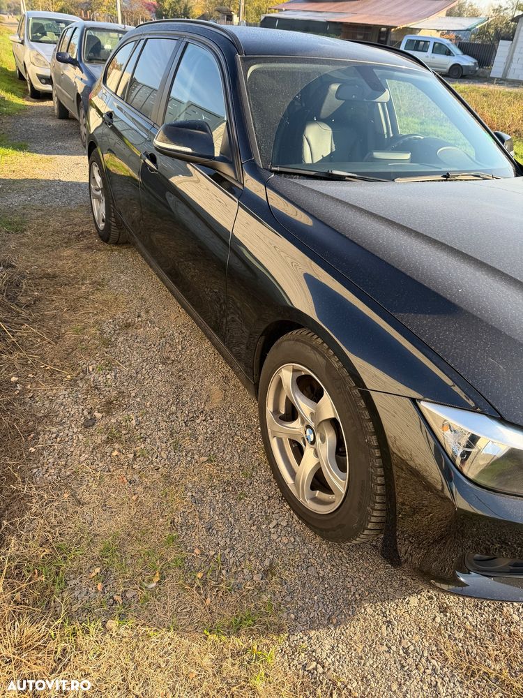 BMW Seria 3 318d Touring - 2