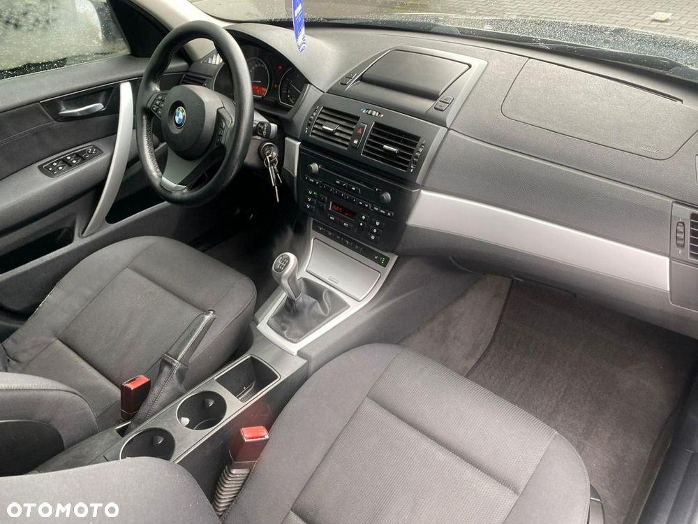 BMW X3 2.0d - 12