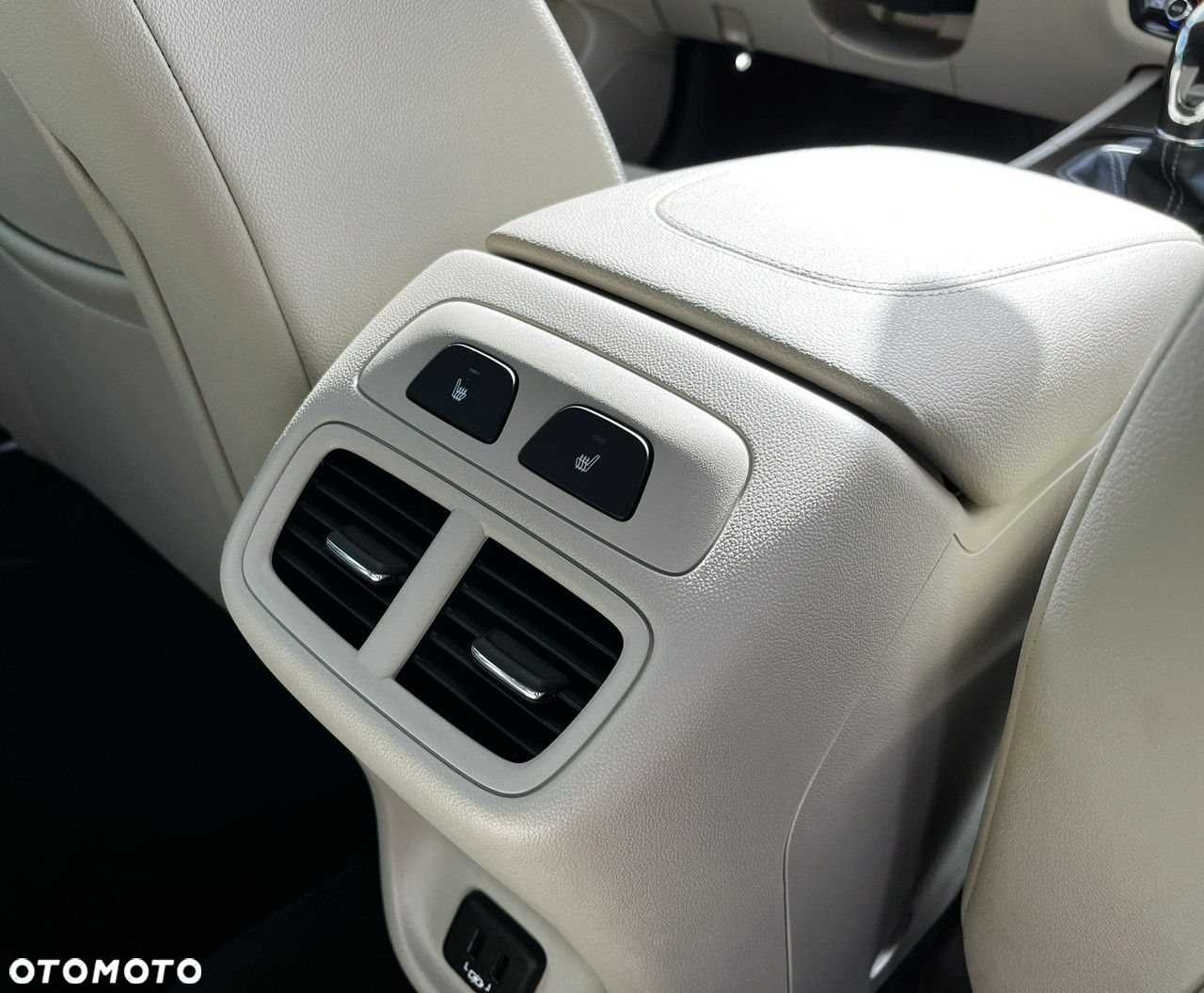 Opel Insignia - 35
