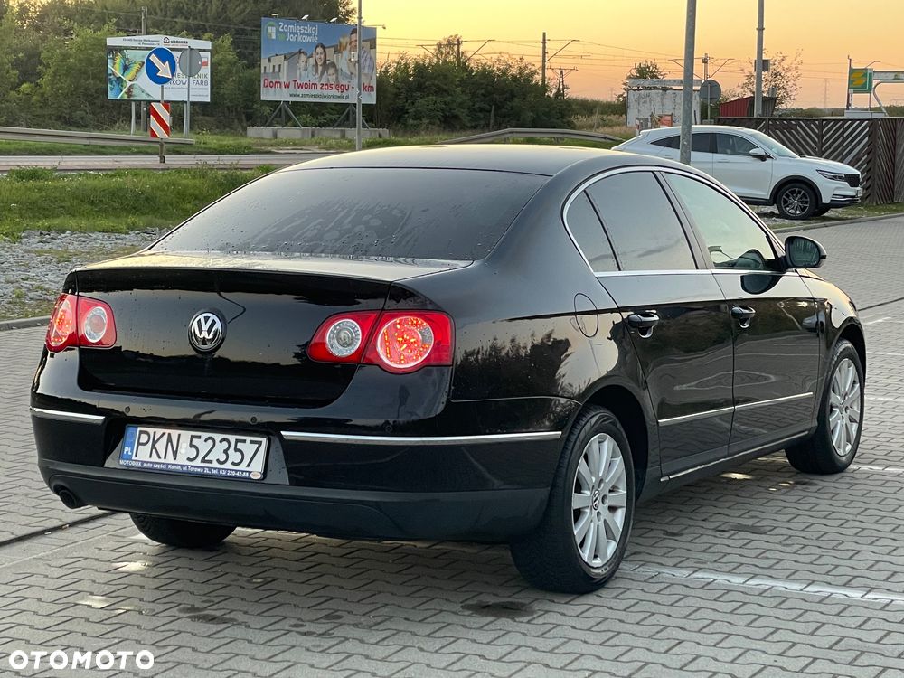 Volkswagen Passat 1.6 TDI Comfortline - 7