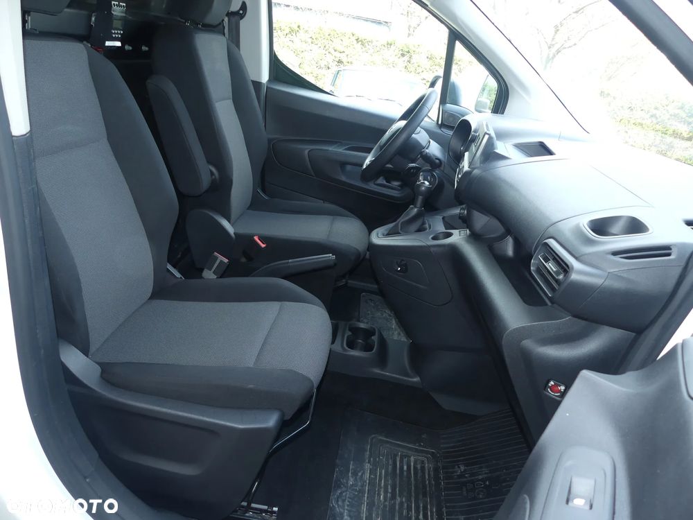 Toyota Proace City - 20