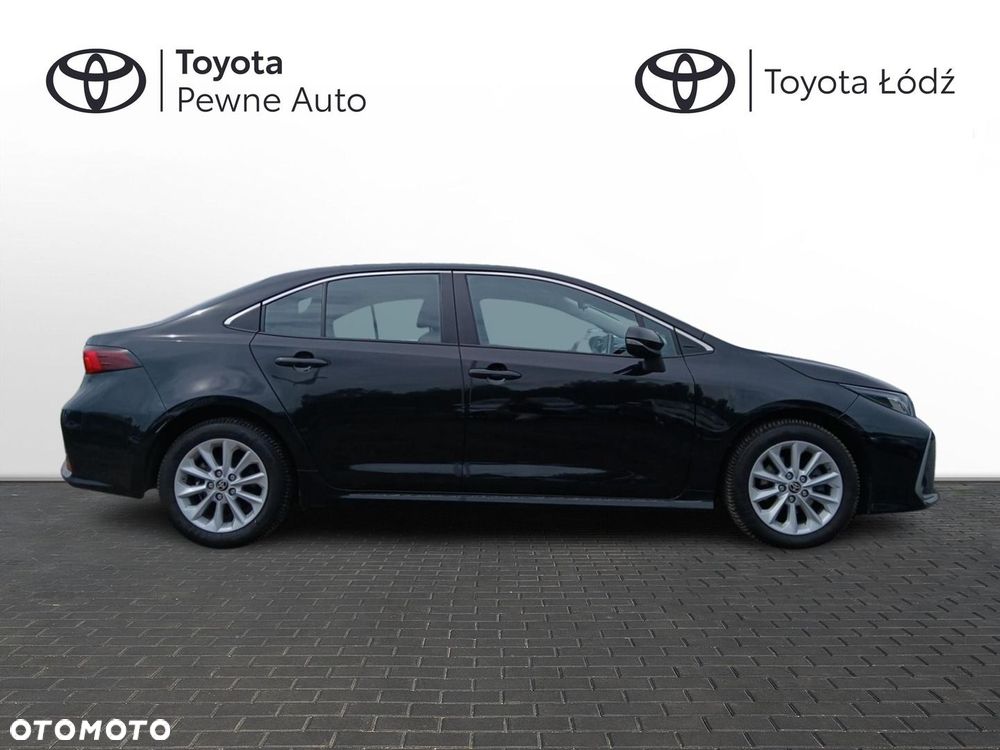 Toyota Corolla - 10