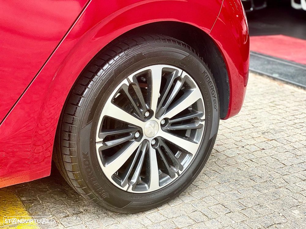 Peugeot 208 1.2 VTi Allure - 10