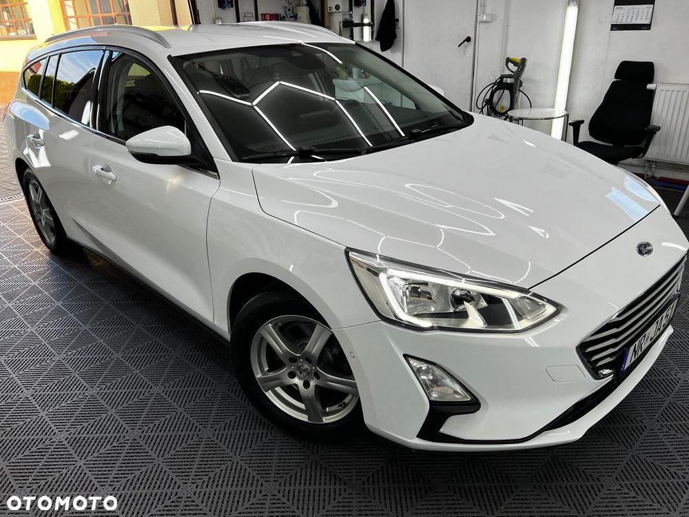 Ford Focus 1.5 EcoBlue STart-Stopp-System TITANIUM X - 2