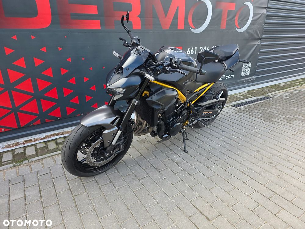 Kawasaki Z 900 - 33