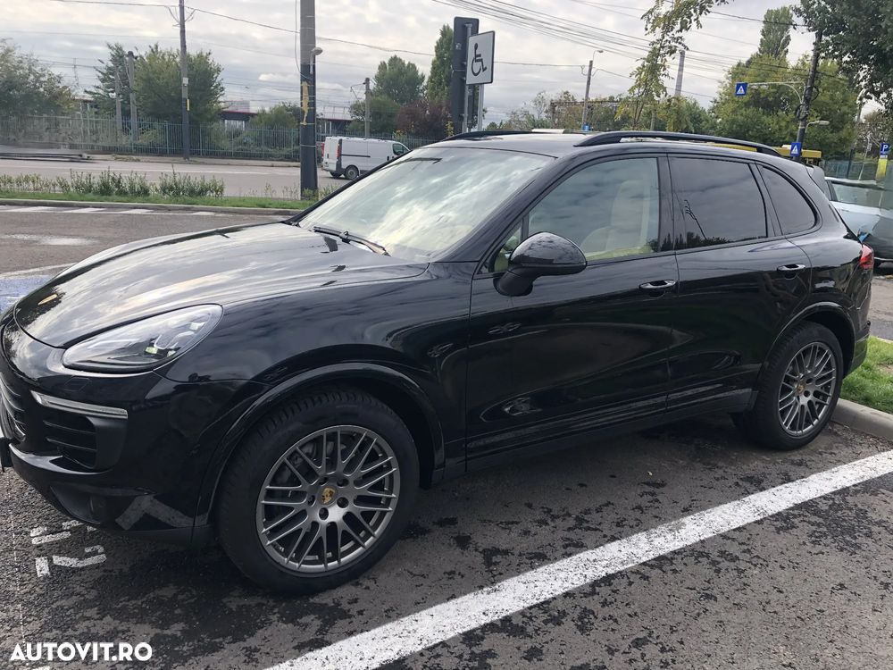 Porsche Cayenne - 3
