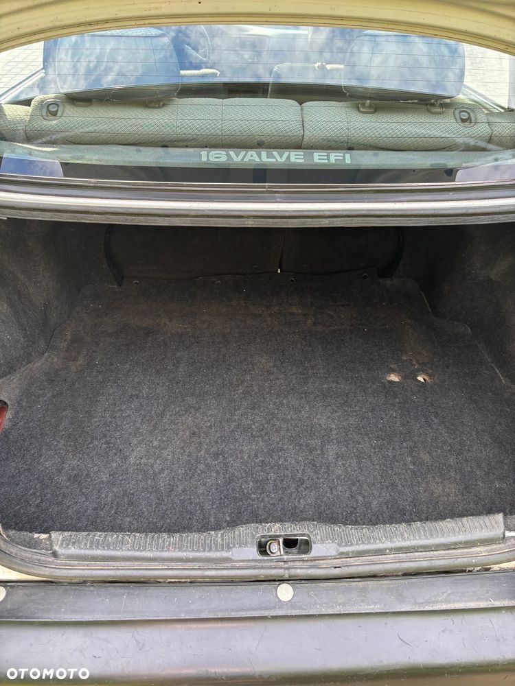 Toyota Corolla - 12