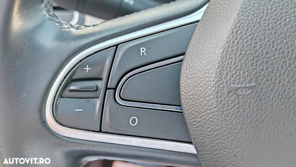 Renault Talisman Blue dCi 160 EDC LIMITED - 23