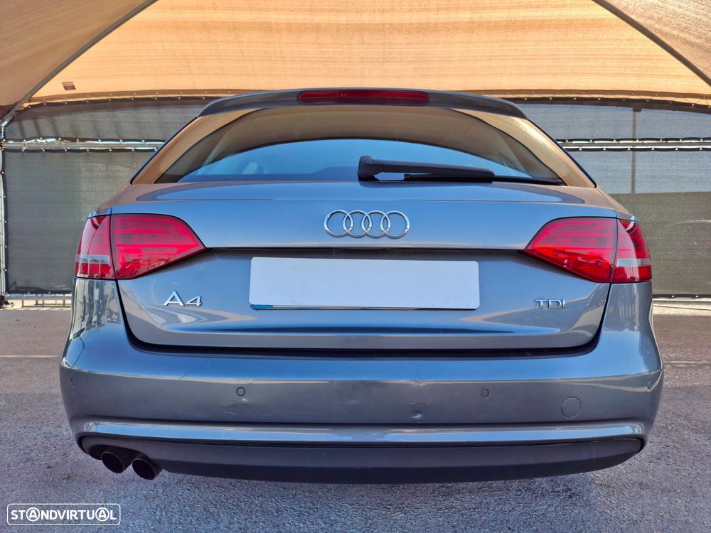 Audi A4 Avant 2.0 TDI Business Line - 17