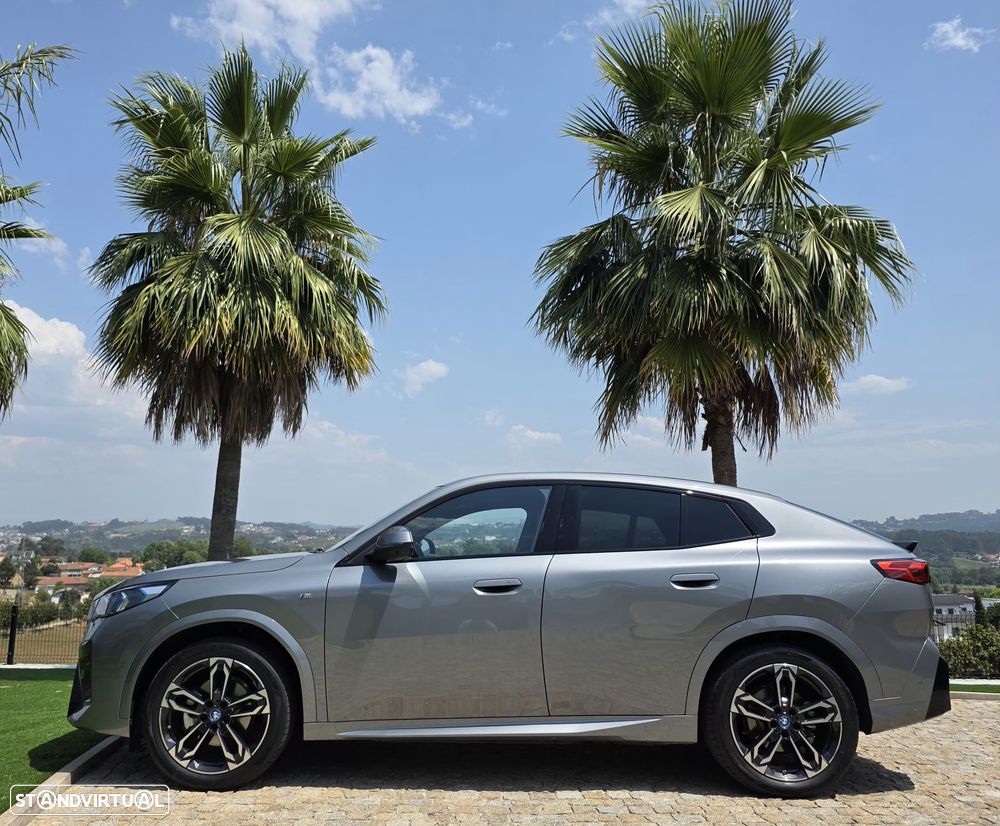 BMW iX2 eDrive20 Pack Desportivo M Pro - 5