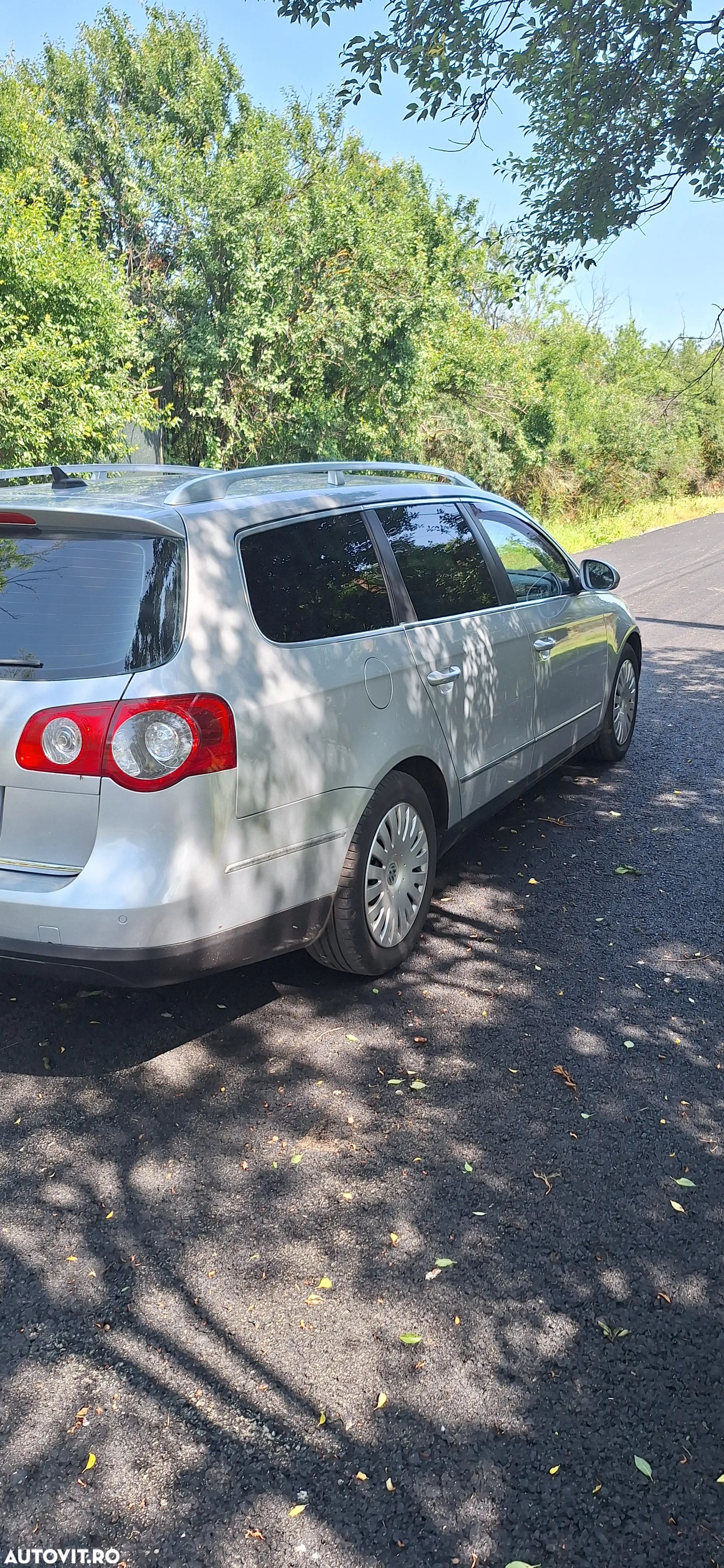 Volkswagen Passat Variant 2.0 TDI Comfortline DPF DSG - 1