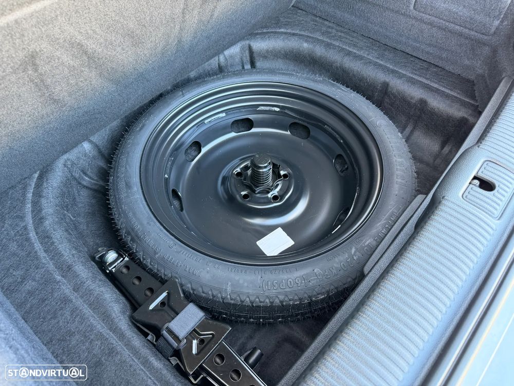 Audi A3 Sportback 1.6 TDI Advance Ultra — fotografia 44