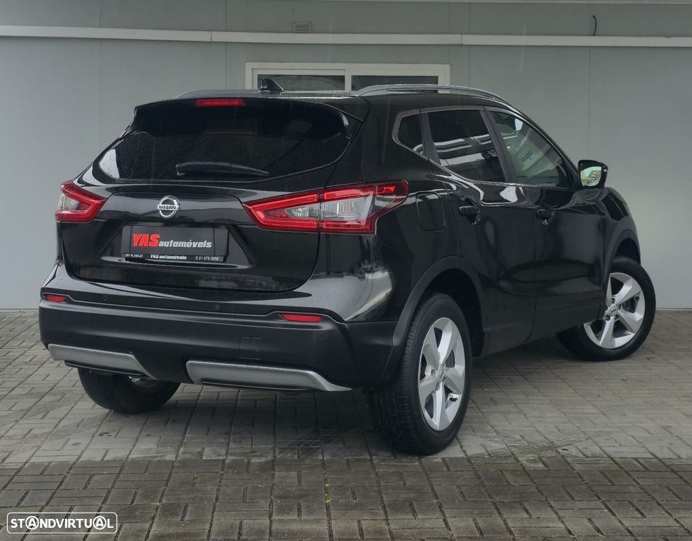 Nissan Qashqai 1.3 DIG-T N-Connecta - 29