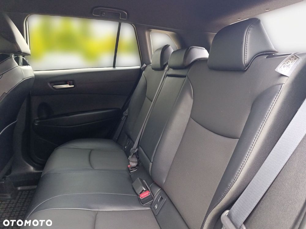 Toyota Corolla Cross 2.0 Hybrid Executive - 17