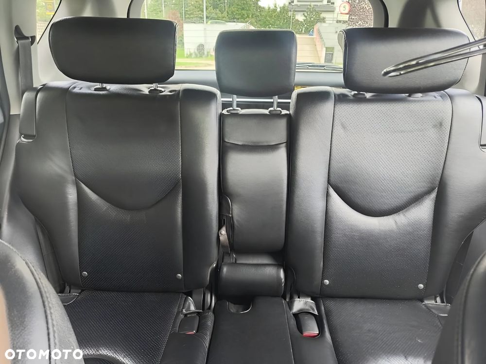 Toyota RAV4 - 12
