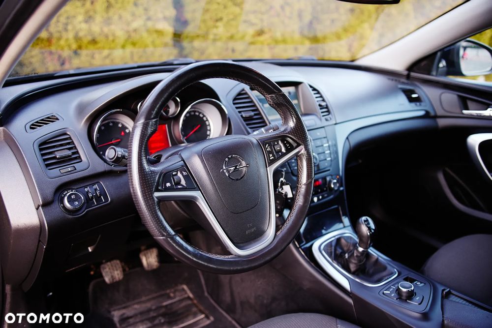 Opel Insignia 1.6 Turbo Cosmo - 13
