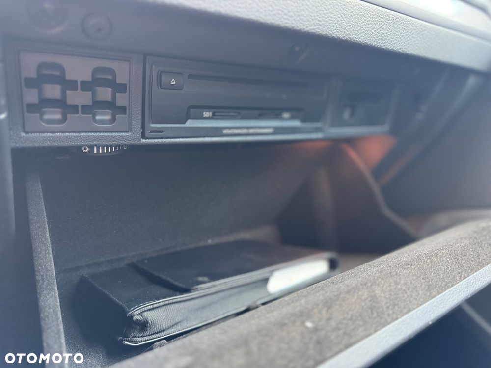 Volkswagen Golf 1.4 TSI United - 19