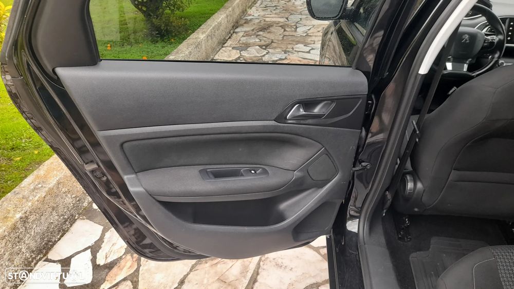 Peugeot 308 SW 1.6 BlueHDi Access - 29