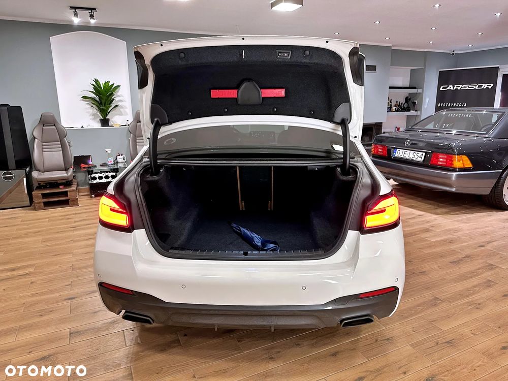 BMW Seria 5 520d xDrive MHEV M Sport sport - 14