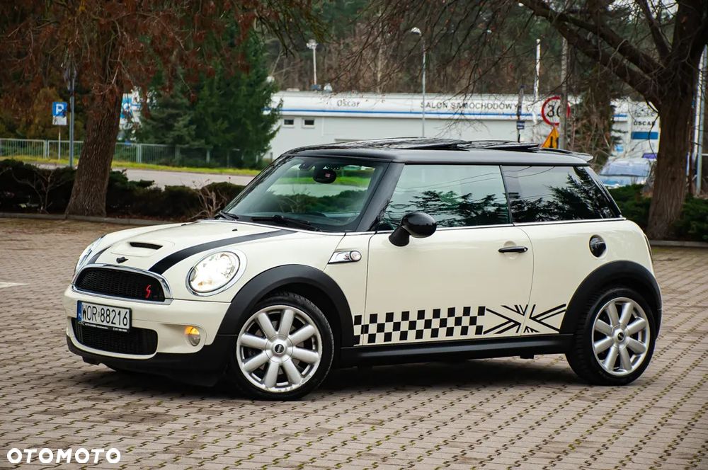 MINI Cooper S 50 Camden - 16