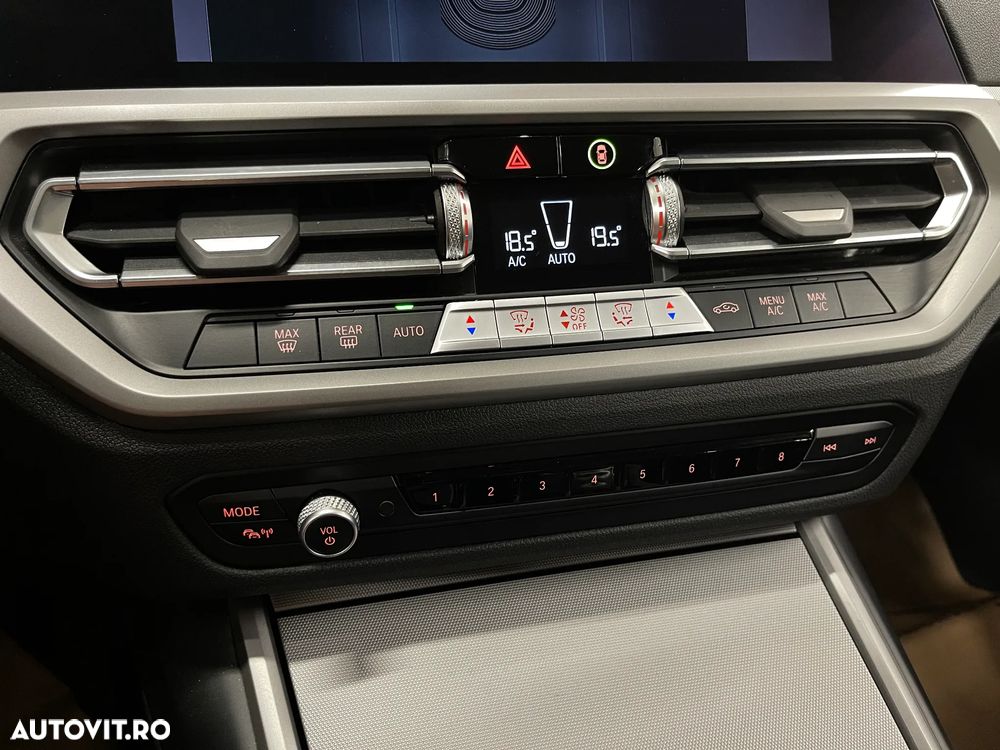 BMW Seria 3 318d AT MHEV - 22