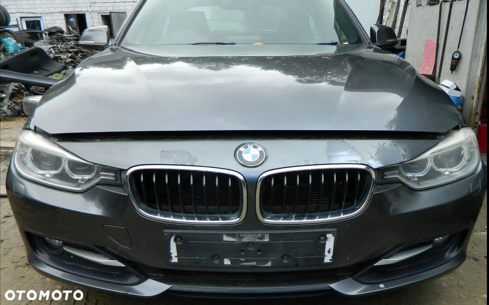 BMW F30 B39 mineralgrau na części - 2
