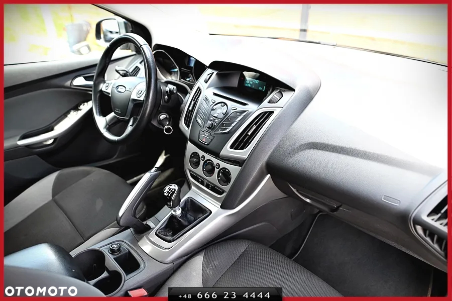 Ford Focus Turnier 1.0 EcoBoost Start-Stopp-System TITANIUM - 15