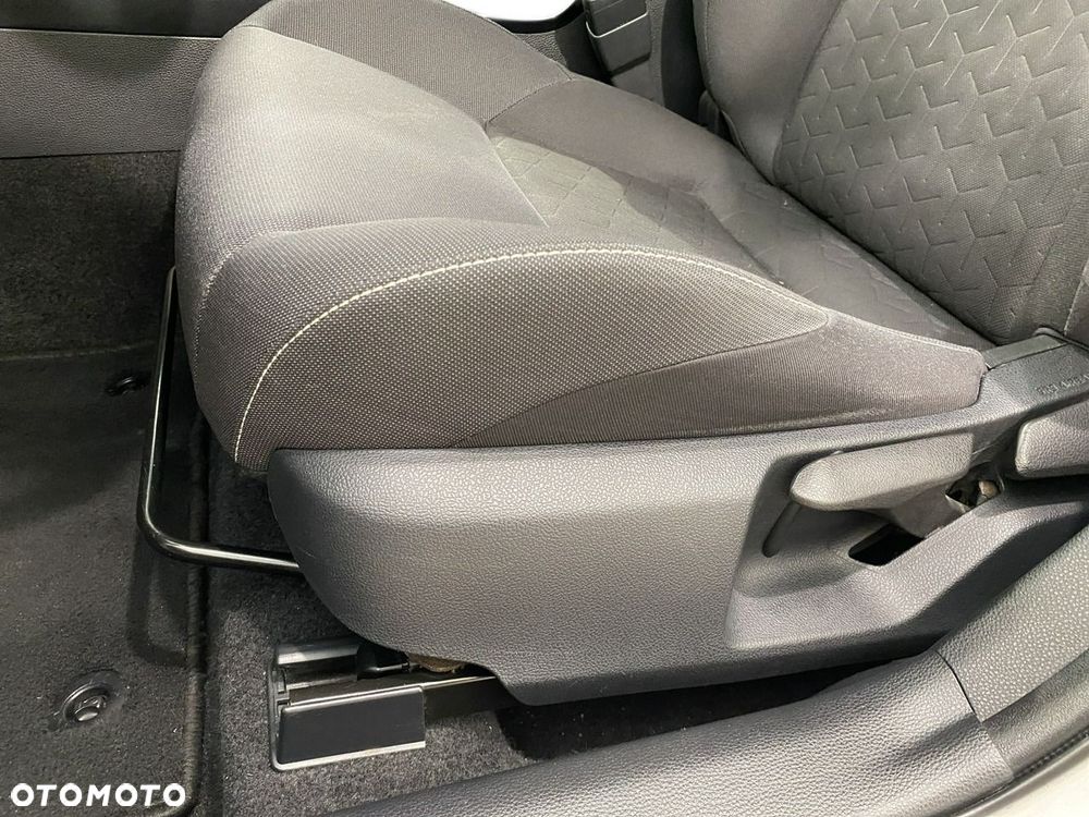 Toyota Corolla - 17