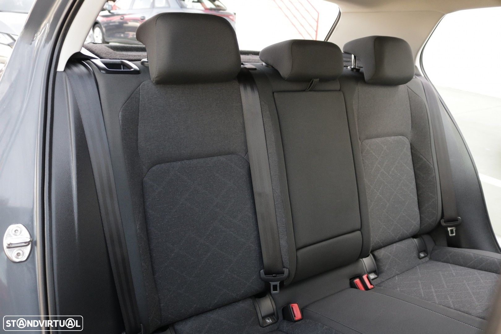 VW Golf 2.0 TDI Life - 23