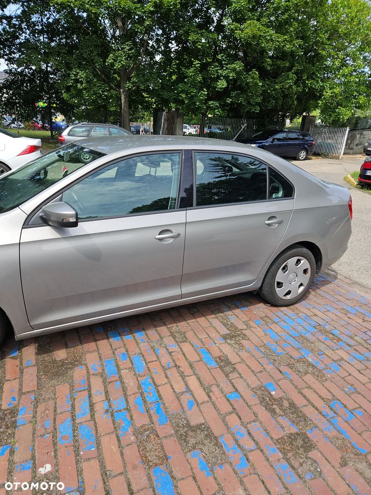 Skoda RAPID 1.2 TSI Ambition - 10