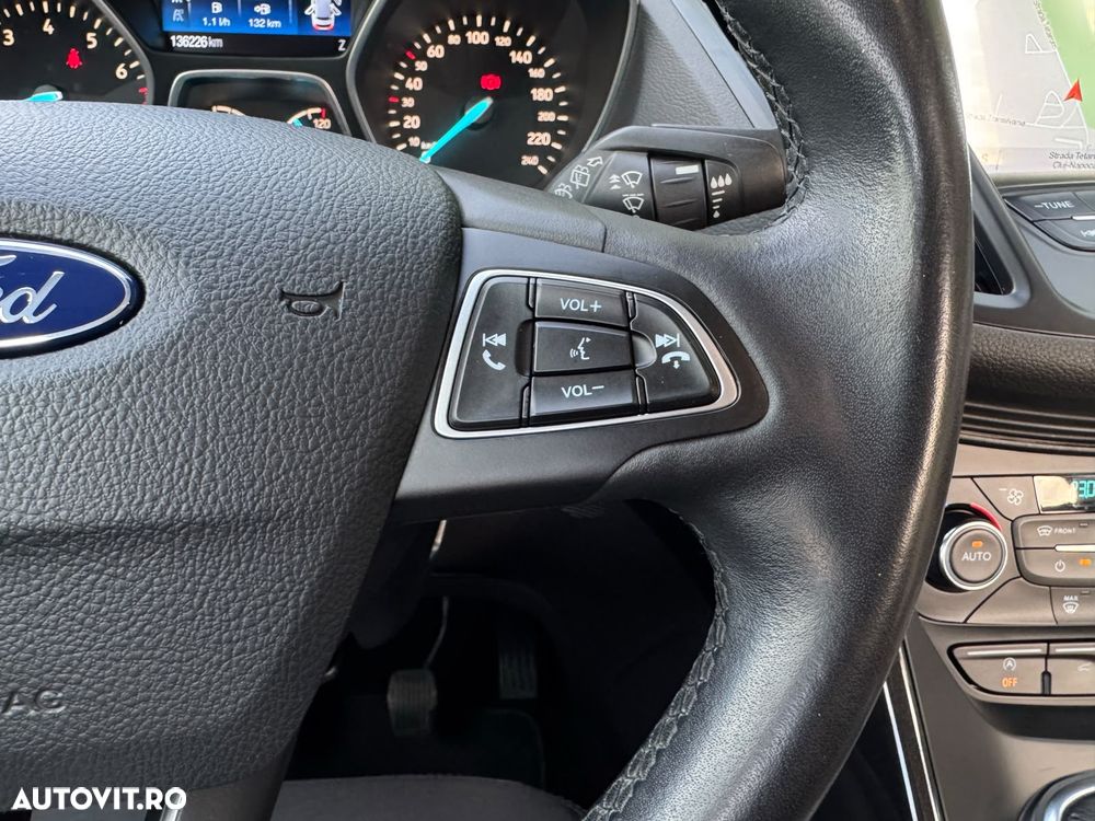 Ford Kuga 1.5 EcoBoost 2WD Trend - 23