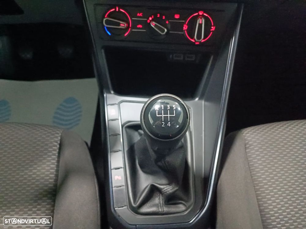 VW Polo 1.0 - 27