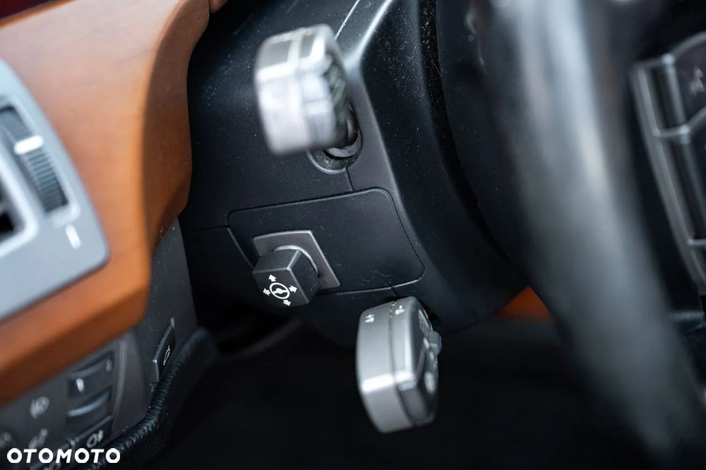 BMW Seria 7 735i - 15