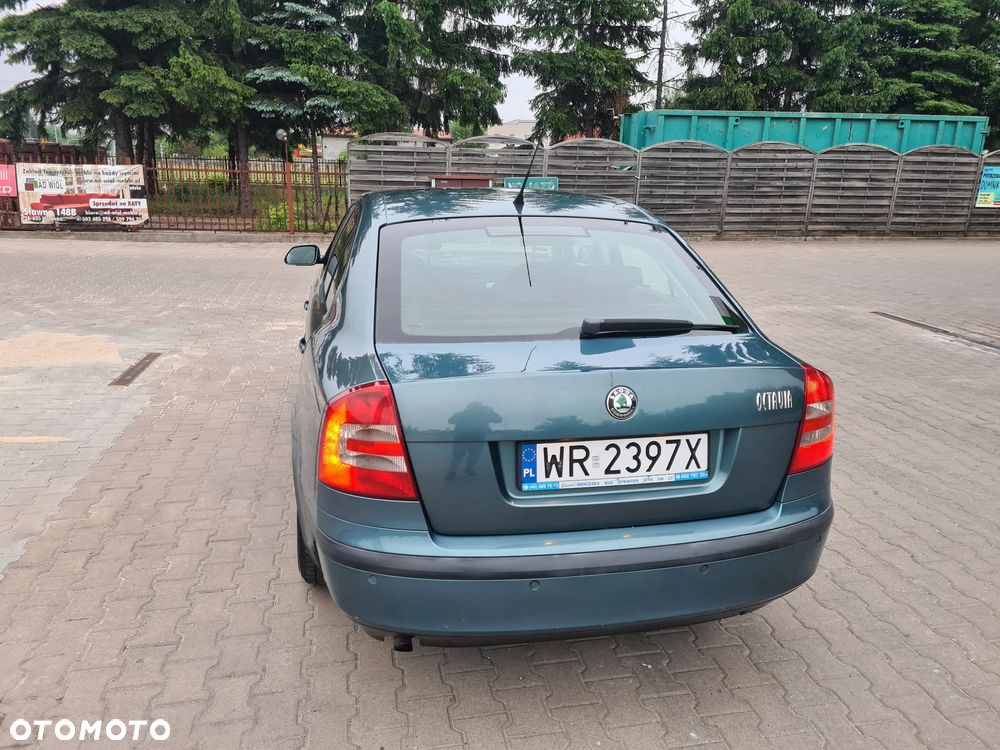 Skoda Octavia 1.6 Tour - 2