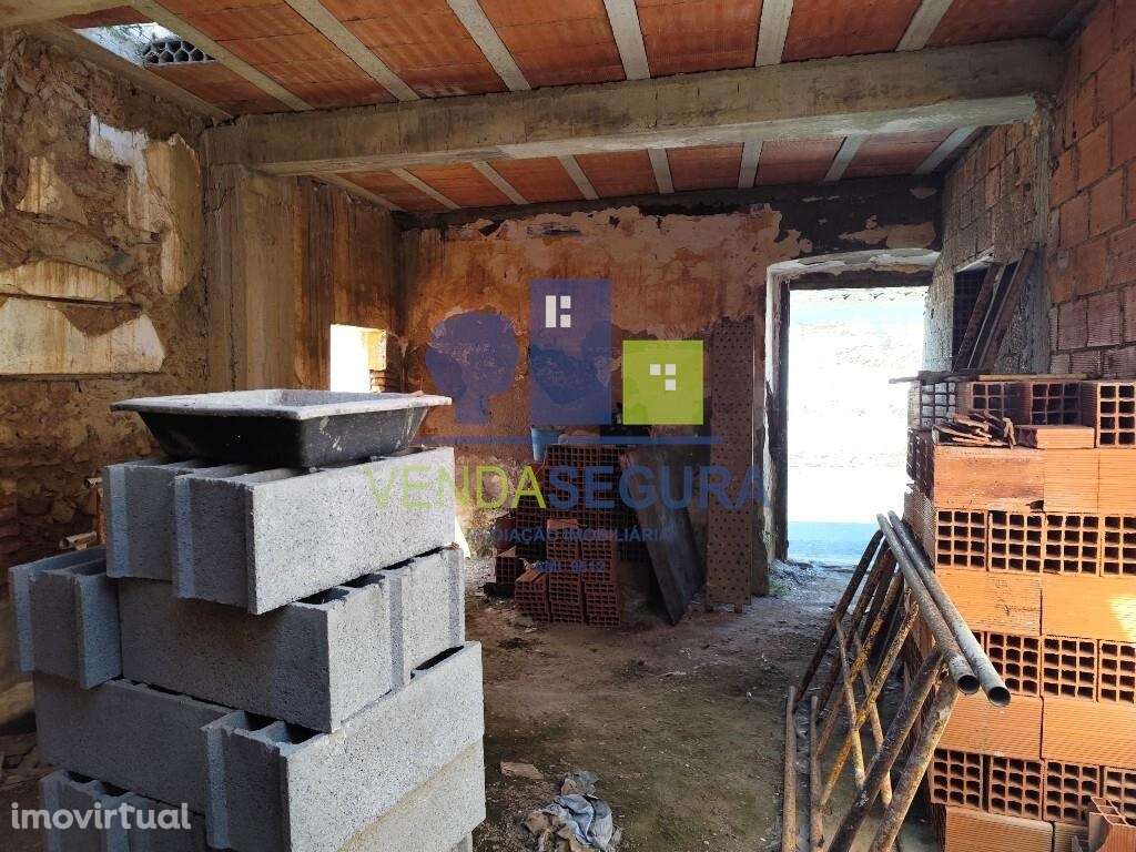 Moradia com projeto aprovado | Santo Aleixo da Restauração - Grande imagem: 5/17