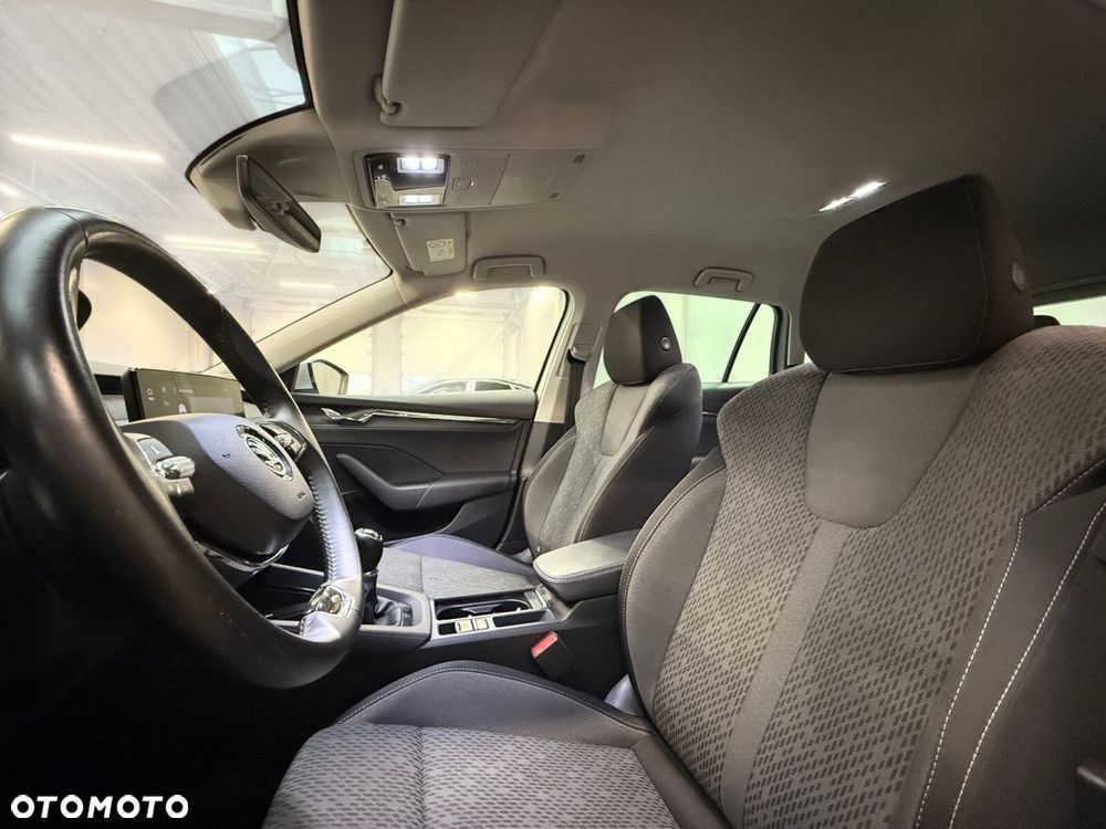 Skoda Octavia 1.5 TSI ACT Style - 19