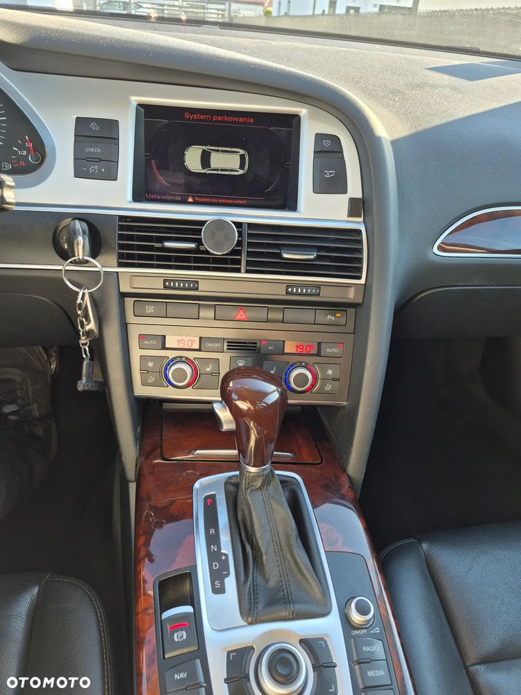 Audi A6 Avant 2.0 TDI Multitronic - 21