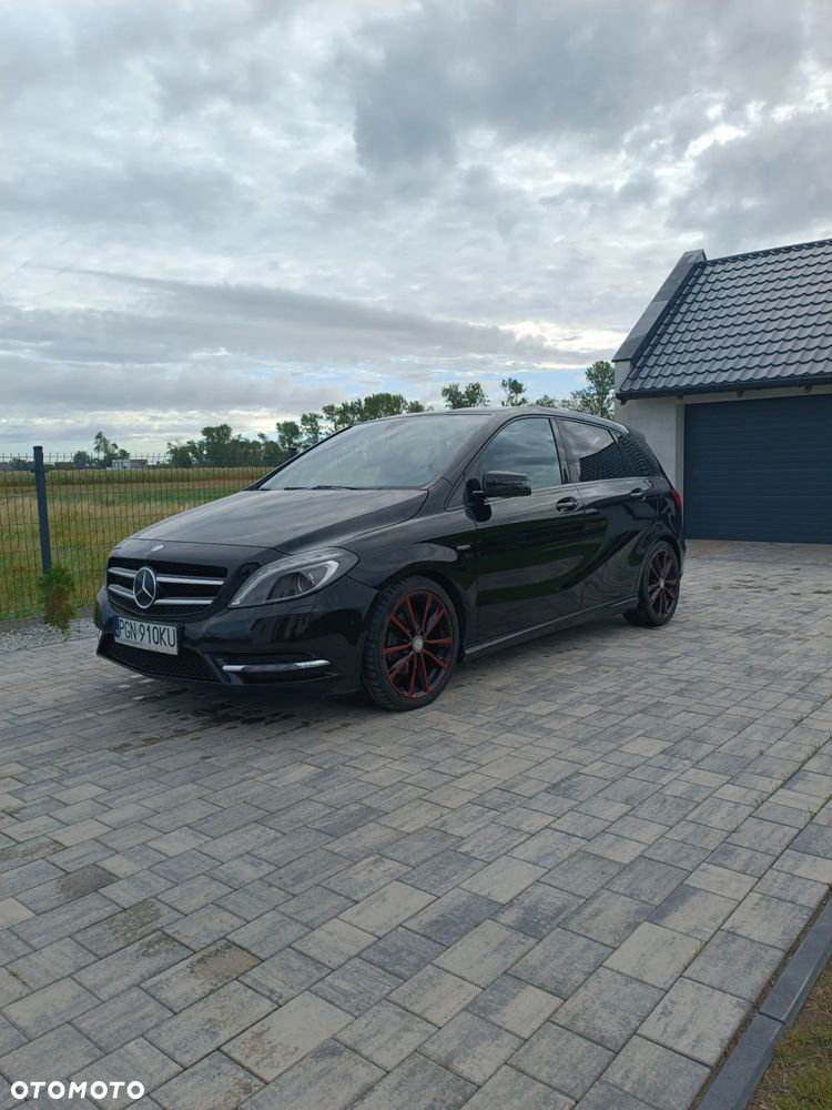 Mercedes-Benz Klasa B - 1