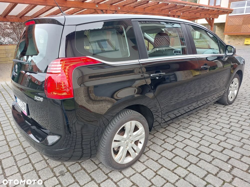 Peugeot 5008 HDI 115 Active - 14